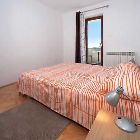 Apartments Beakovic ポレッチ エクステリア 写真
